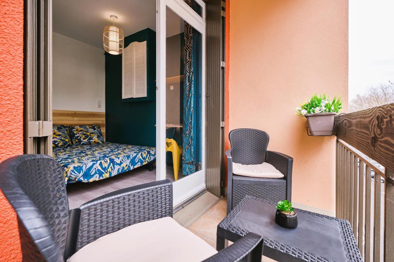 Tout Confort ! Climatisation, Centre-Ville, Parking, Terrasse, Wifi, Netflix Carcassonne Dış mekan fotoğraf