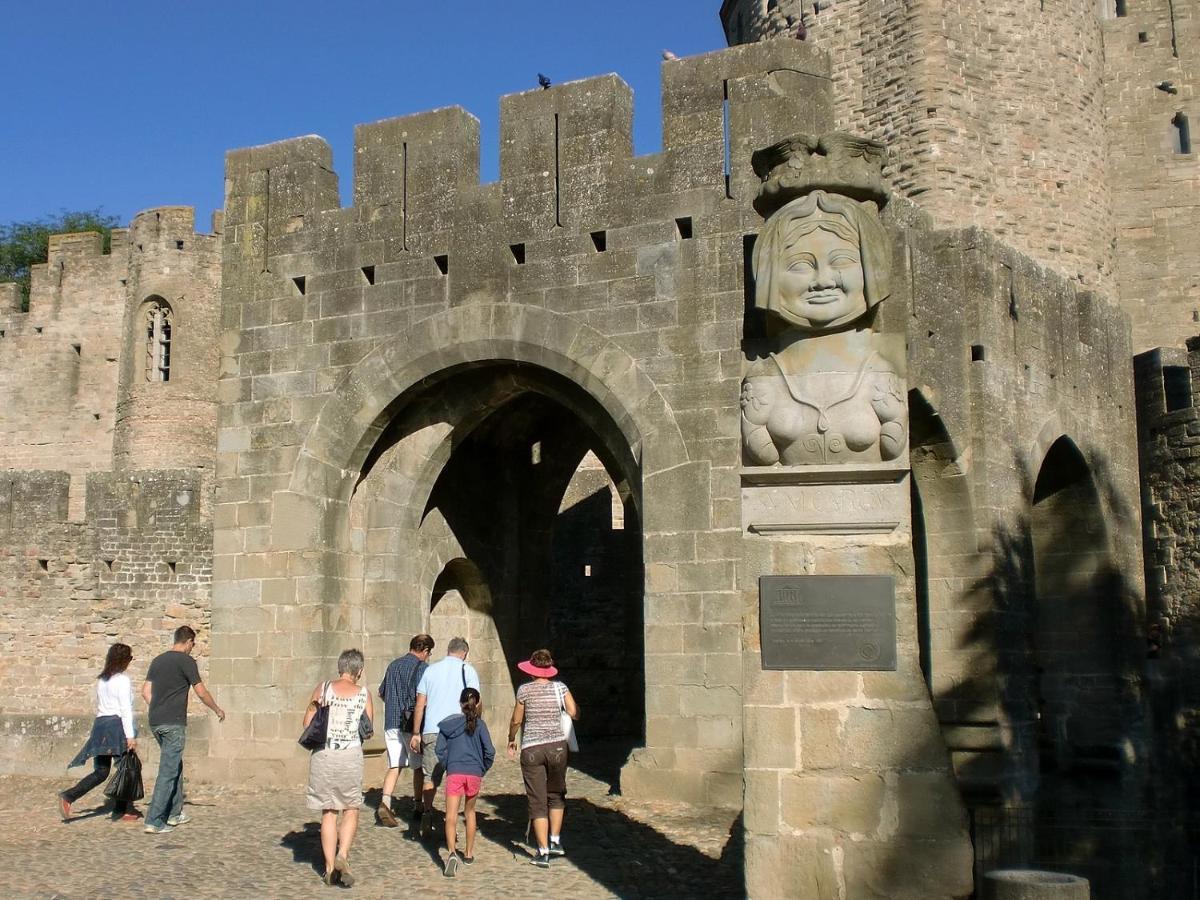 Tout Confort ! Climatisation, Centre-Ville, Parking, Terrasse, Wifi, Netflix Carcassonne Dış mekan fotoğraf